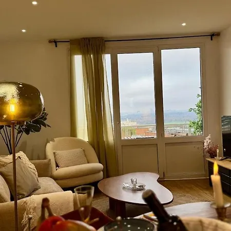 Apartment Vue Paris 1 Min De La Gare Saint-Cloud
