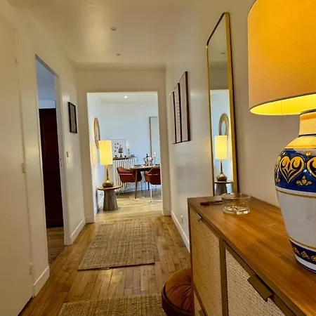Apartment Vue Paris 1 Min De La Gare *